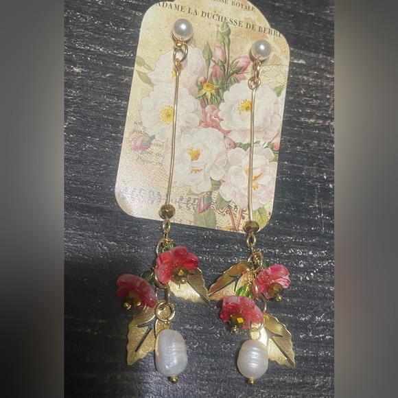 Hand Crafted Jewelry - Elegant Gold and Red Floral Drop Earrings